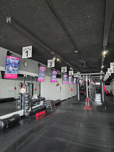 9Round Kickboxing Fitness