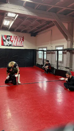 Alive MMA