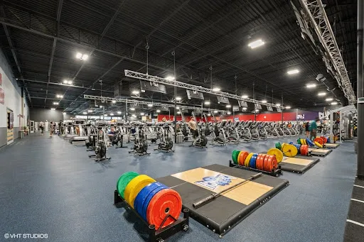 Crunch Fitness - Apollo Beach