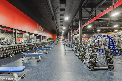 Crunch Fitness - Reno
