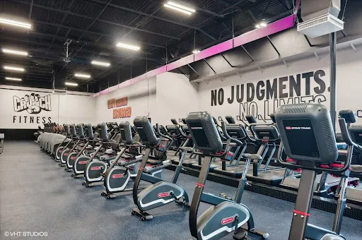Crunch Fitness - Steele Creek
