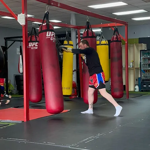 DFW Boxing Club - MMA, KickBoxing, Muay Thai Gym - Arlington