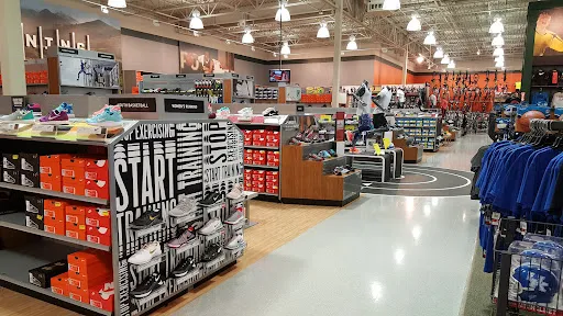 DICK'S Sporting Goods