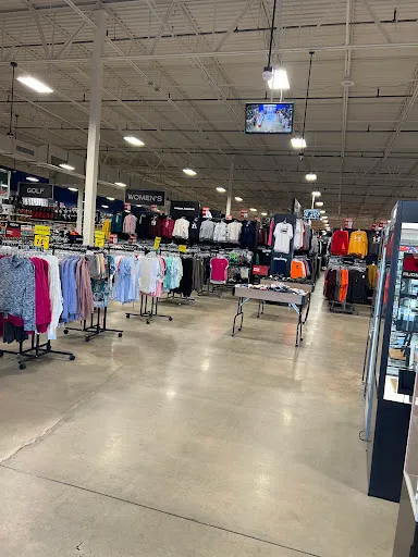 Dunham's Sports