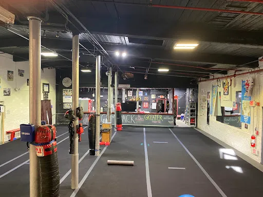 Evolutionary Sports - Kickboxing & Fitness Gym