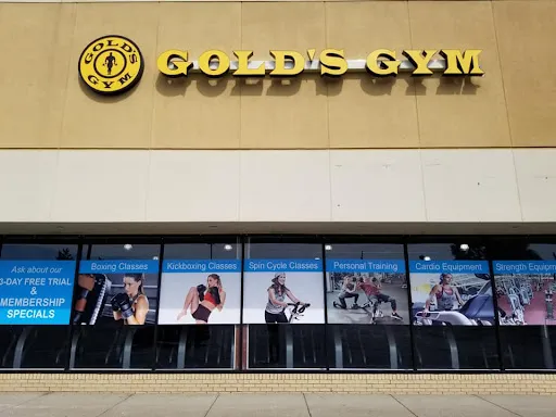 Gold's Gym Detroit, Michigan