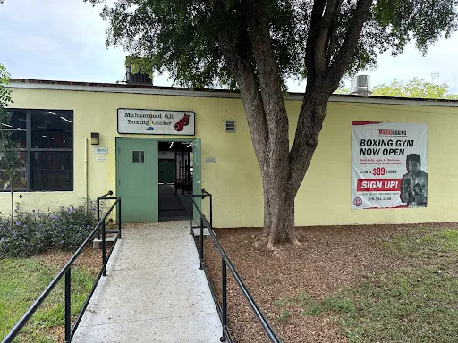 Muhammad Ali Boxing Center - Mundo Boxing