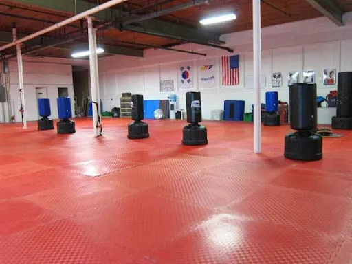 NH Kicks Taekwondo Family Fitness