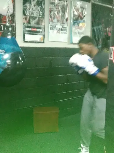 R & R Boxing Club