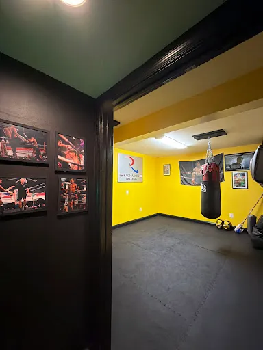 Rachanon Boxing