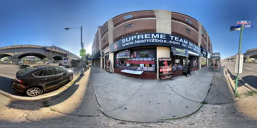 Supreme Team Boxing