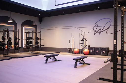Western Racquet & Fitness Club